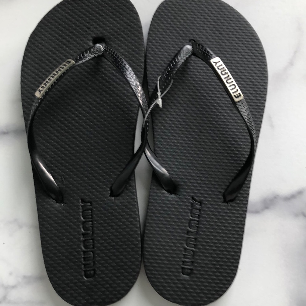 Elunlany Basic Black Flip Flops Size EU 37/38